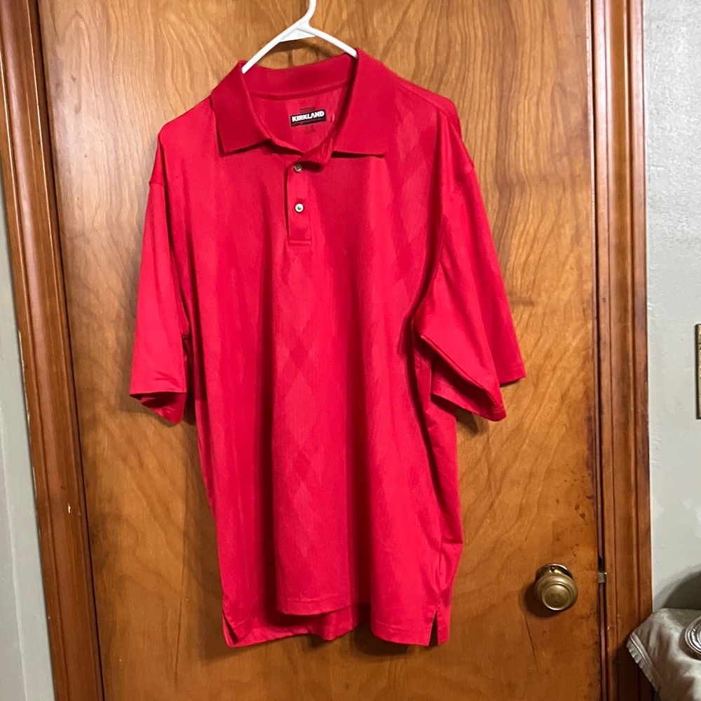 Kirkland red short sleeve golf polo shirt  placket